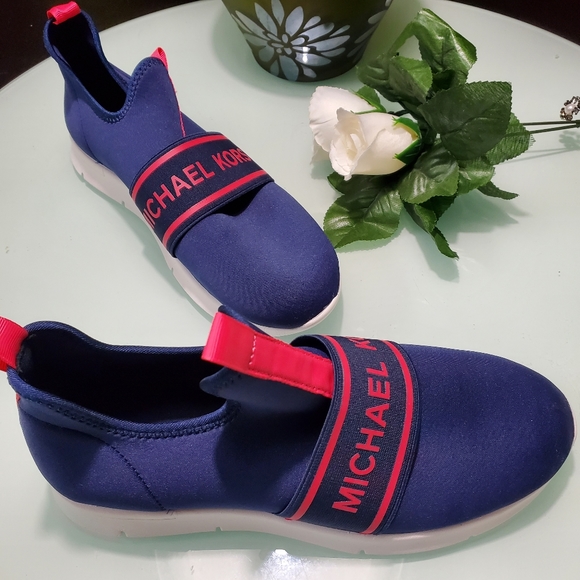 Michael Kors Slip-on Sneakers - Picture 7 of 7